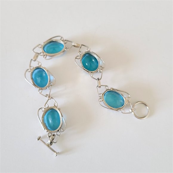 Silver color metal and blue stones bracelet. - Picture 4 of 4